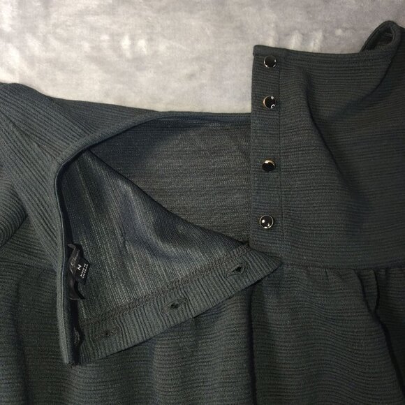 JCrew Womens Peplum Top M Black Bell Sleeve Textured‎ Classic Corporate Goth - Picture 12 of 14